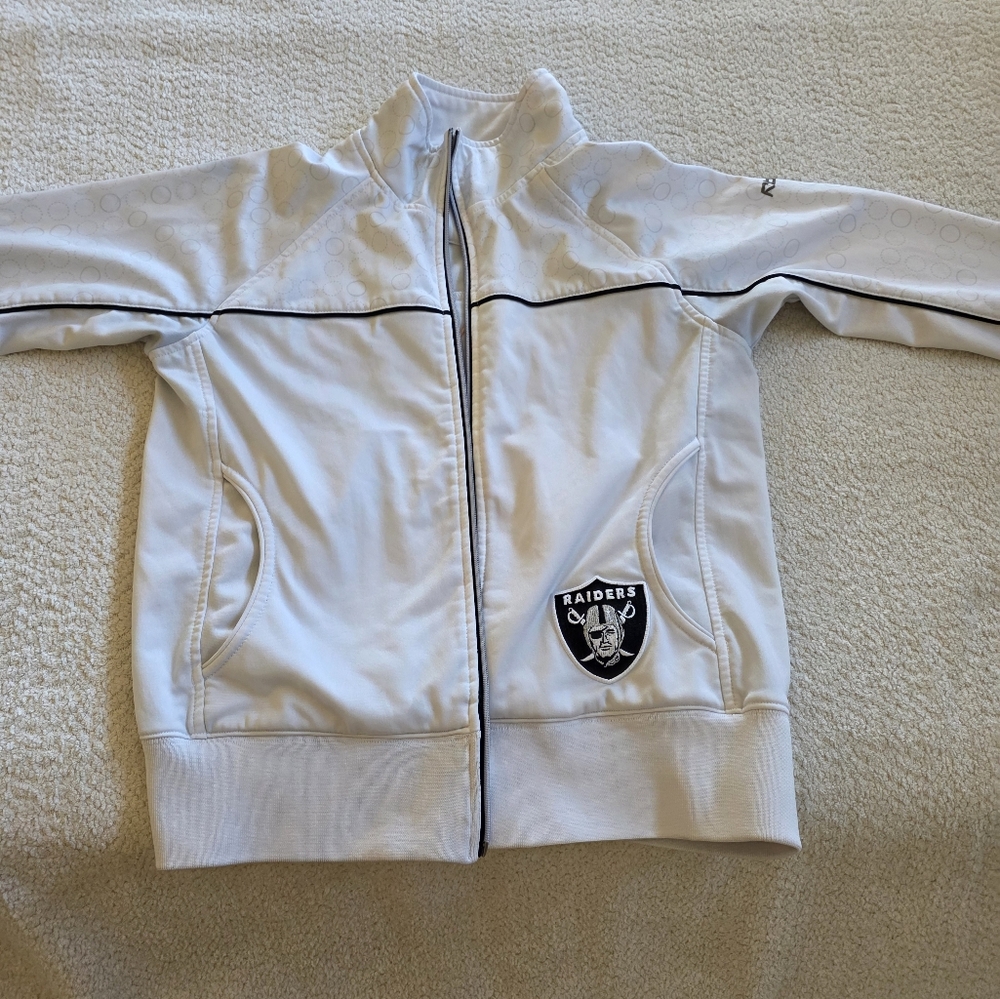 Reebok Womens White  Raider Reebok Jacket.